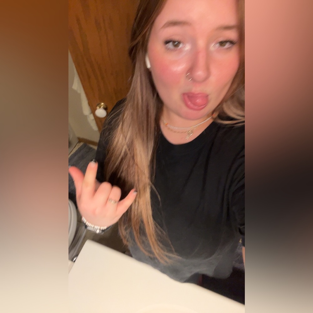 Meet your Posher, Rachel